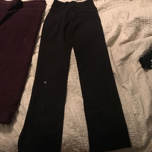 LuLu Lemon Yoga Pants - Picture 2 of 3