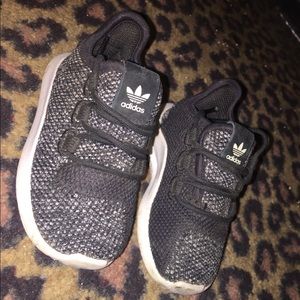 Kids Adidas shoes 5c