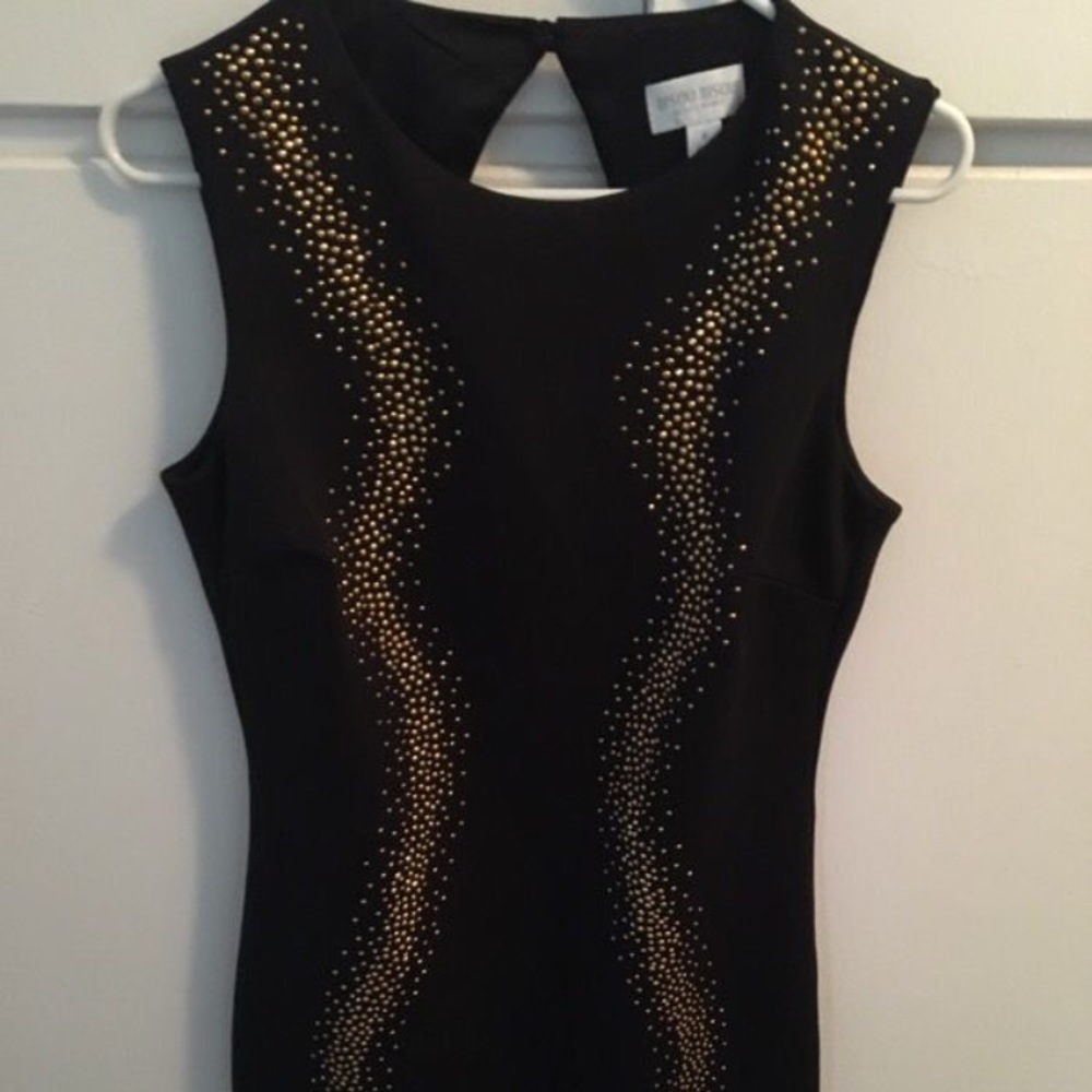 Black fitted evening dress