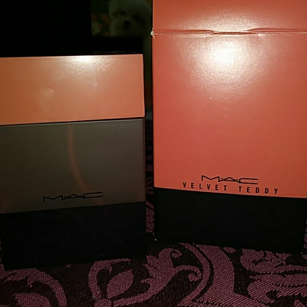 MAC Velvet Shades Scents.