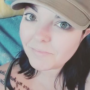 Meet your Posher, Krystal