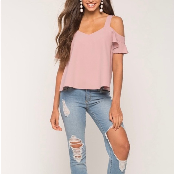 🆕 NWT Mauve Cold Shoulder Top- Small - Picture 4 of 8