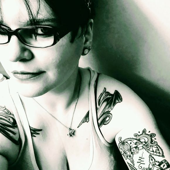 Meet your Posher, Ashley - Picture 1 of 1