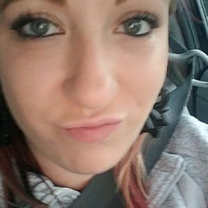 Meet your Posher, Thresa