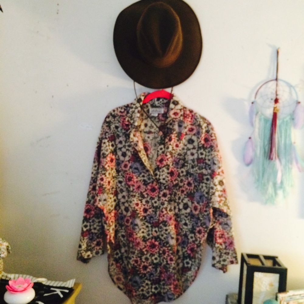 Vintage floral button up
