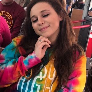 Meet your Posher, Cailey