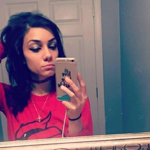 Meet your Posher, Anell