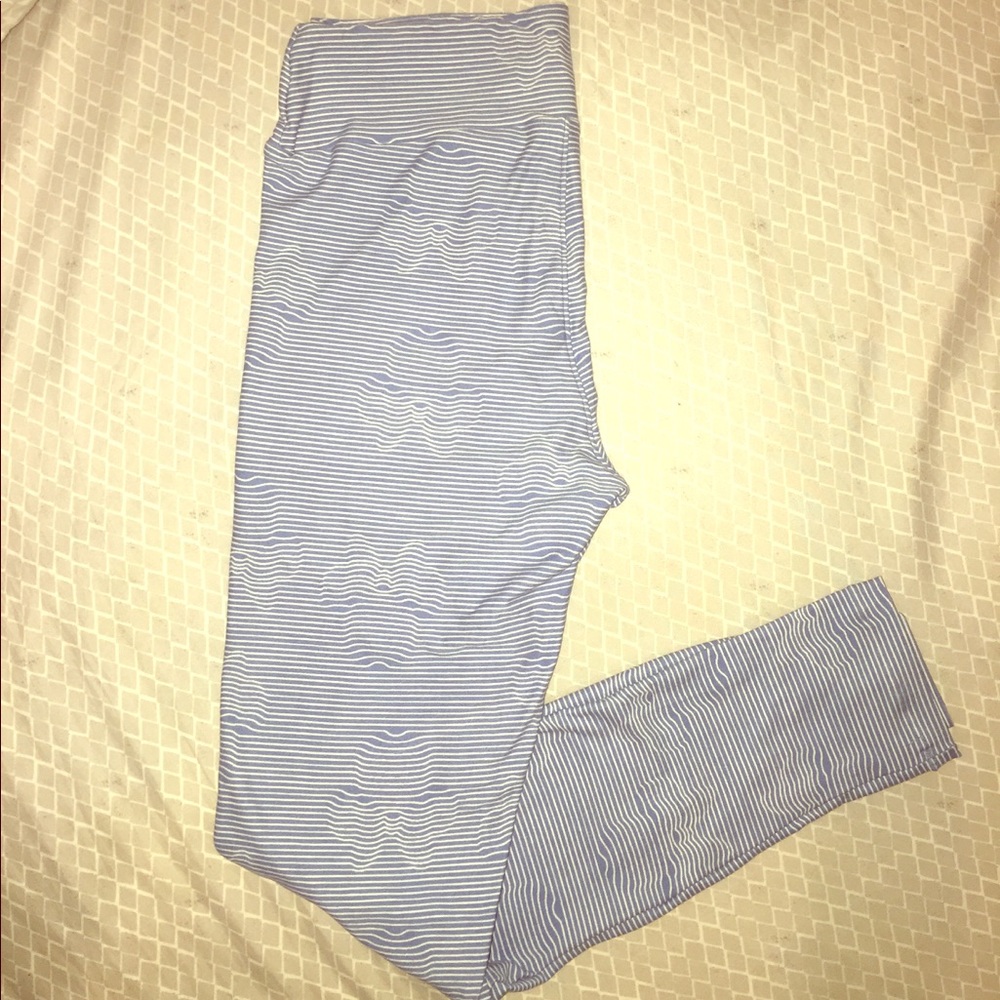 NWOT Disney LulaRoe Light Blue & White Minnie OS