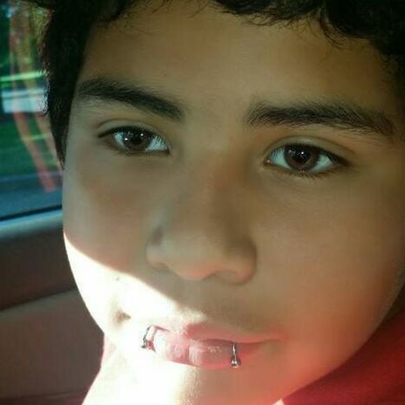 Meet your Posher, Carlos - Picture 1 of 1