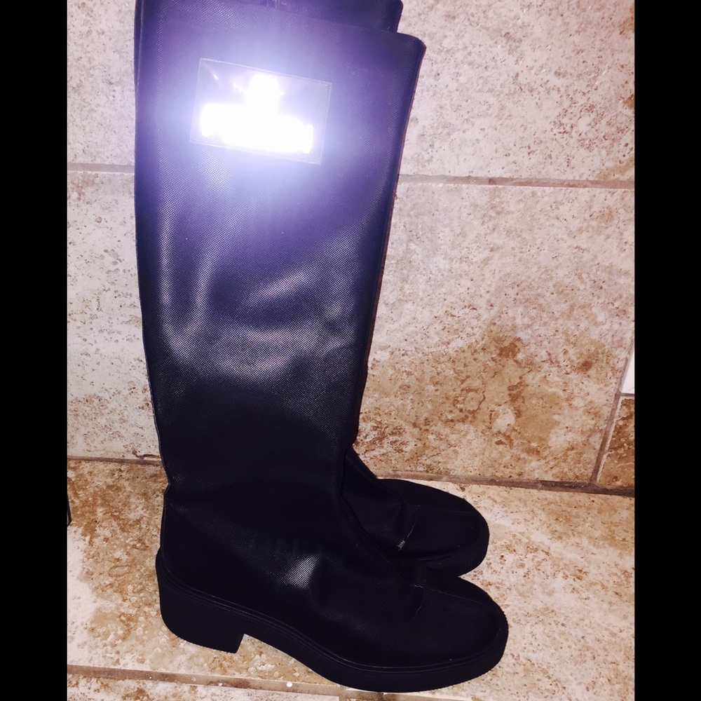 Fendi tall boots lined with fur!