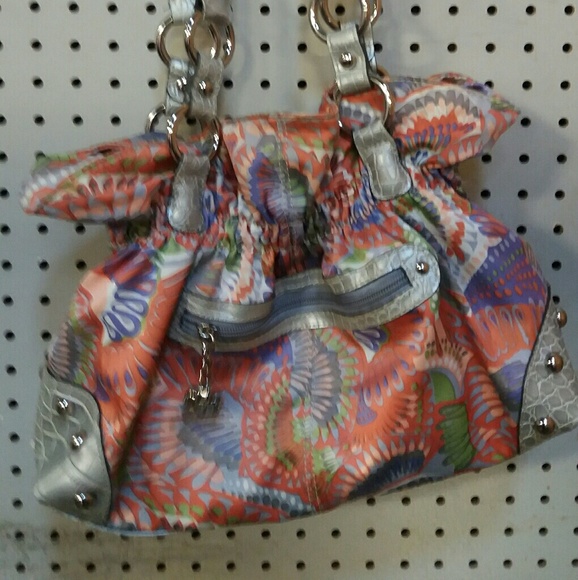 Purse - Picture 2 of 3