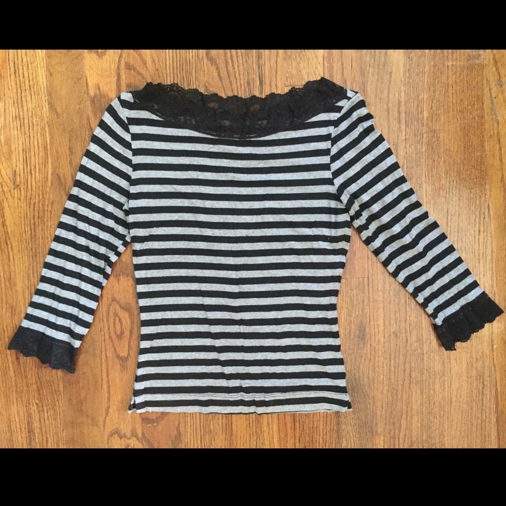 Half sleeve grey and black Lace top