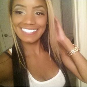 Meet your Posher, Paris