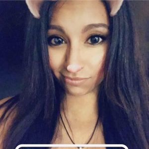 Meet your Posher, Angelica