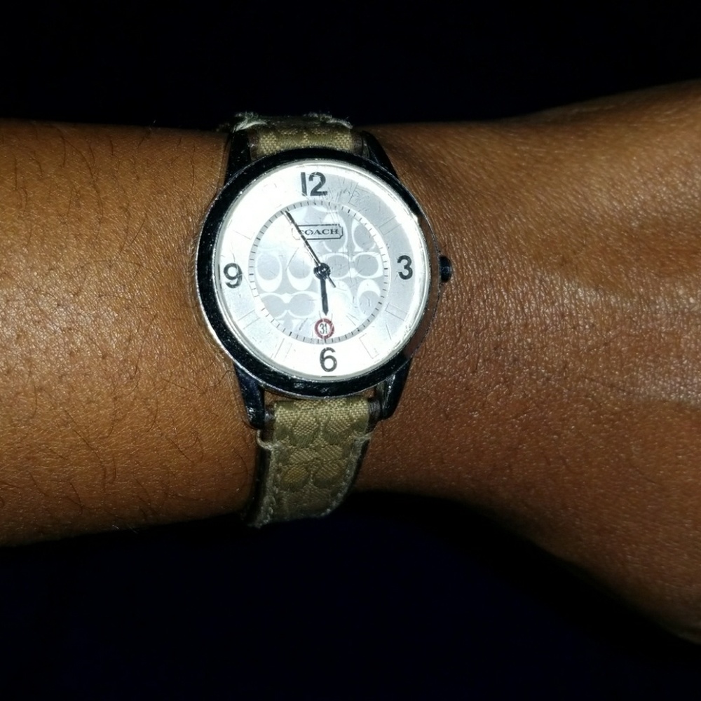 Signature Coach Watch