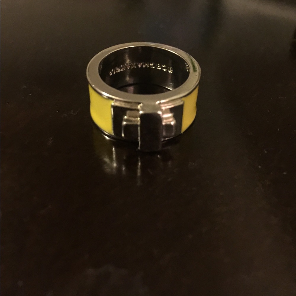 Yellow BCBG buckle ring - size 6