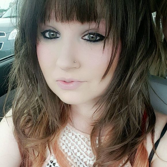 Meet your Posher, Rachel - Picture 1 of 1