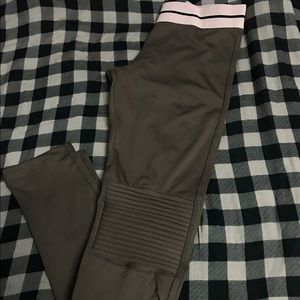Olympia activewear Moto leggings in army green