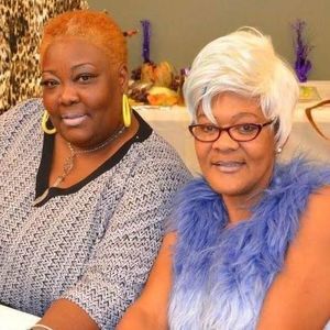 Meet your Posher, Monica