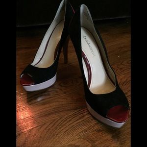 Enzo A Black/maroon/ light pink open toe pumps