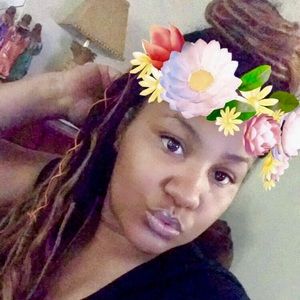 Meet your Posher, Corey