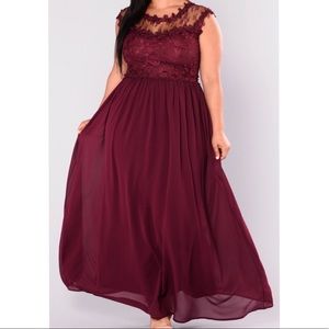 Lace Maxi Dress - Burgundy/Wine color