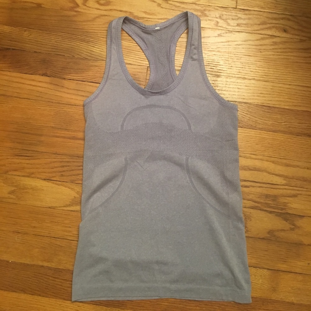 Lululemon Tech Racerback, size 4 (lavender)