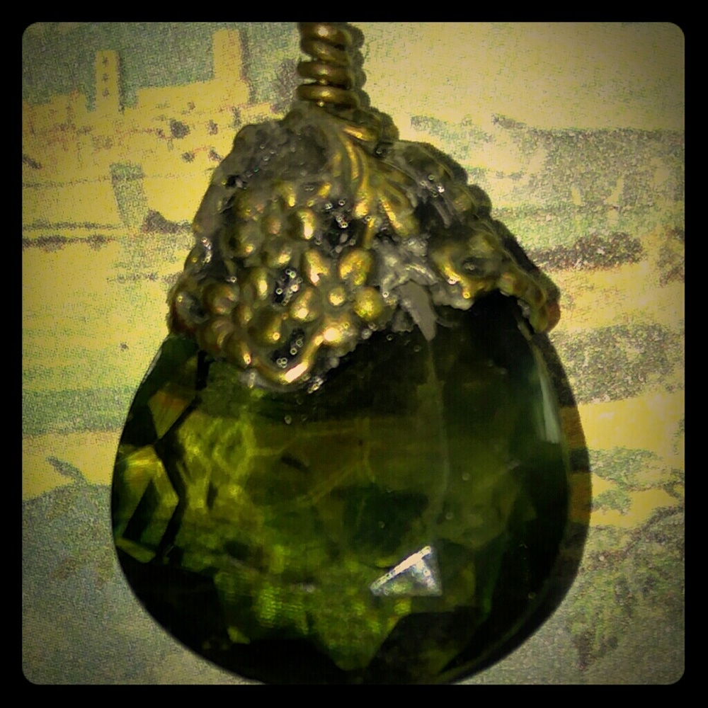 #0121 Fluorite Gemstone Pendant