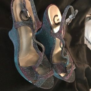 Multi-colored glittery platform wedge shoe