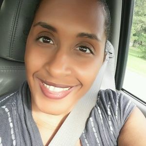 Meet your Posher, Edwina