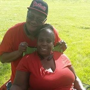 Meet your Posher, Sharon