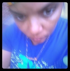 Meet your Posher, Monique