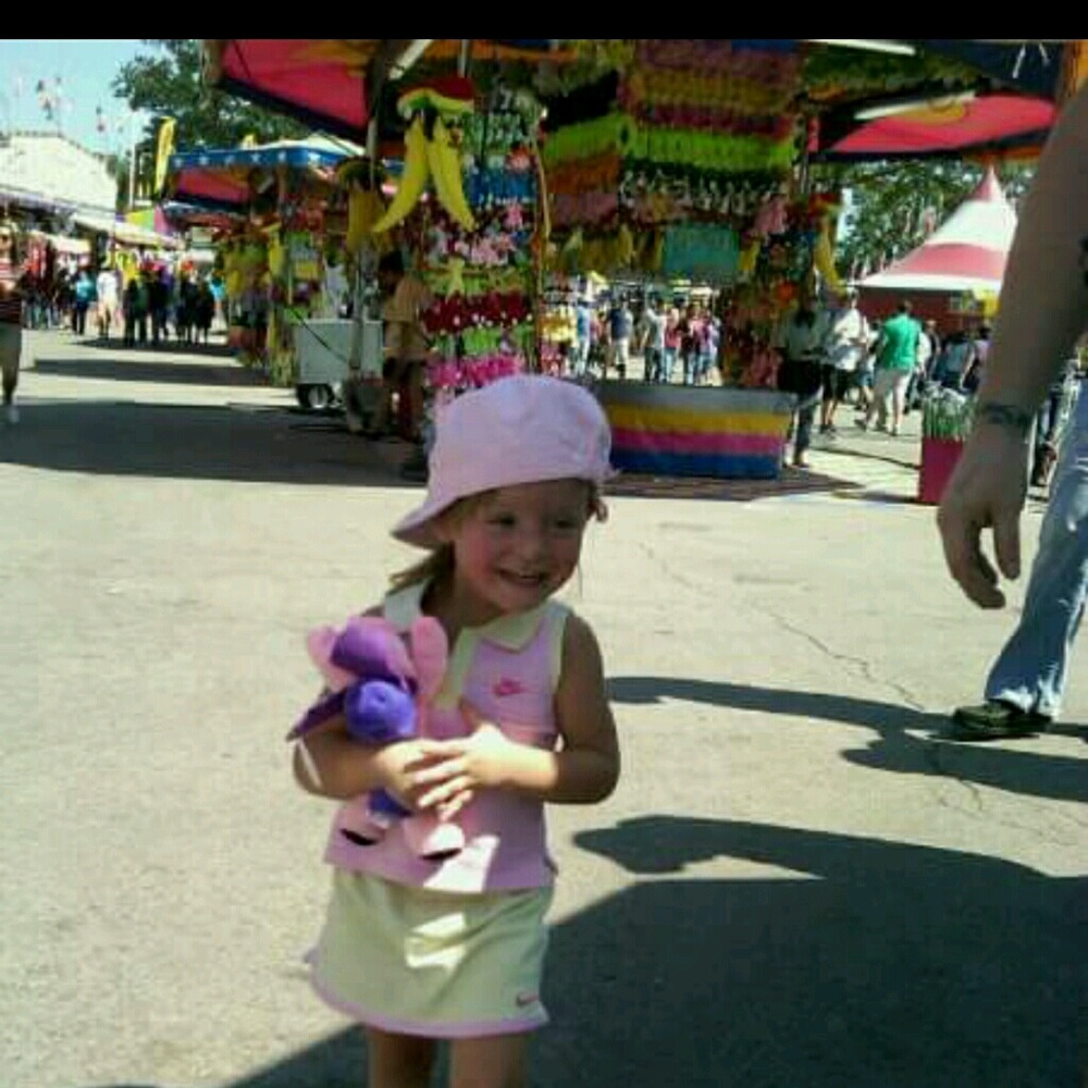 Meet your Posher, Julia