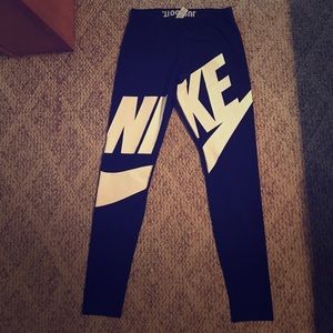 Nike leggings