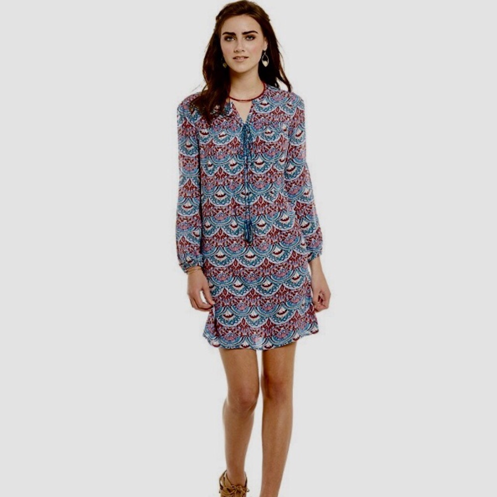 🛍3/$25SALE Chelsea & Violet open sleeve dress XS_2