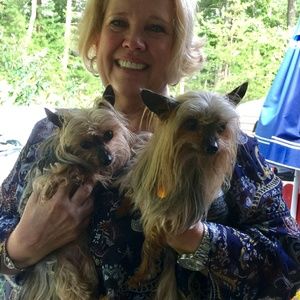 Meet your Posher, Janis