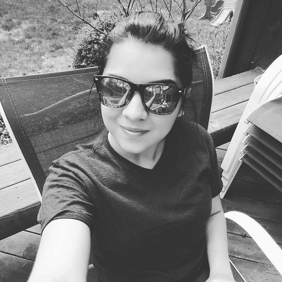 Meet your Posher, Irac - Picture 1 of 1