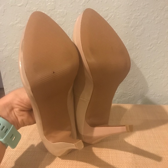 Like new Elle nude beige heels 👠 size 7.5 - Picture 3 of 3