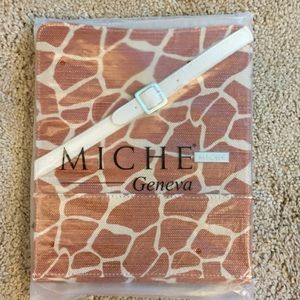 Geneva petite cover