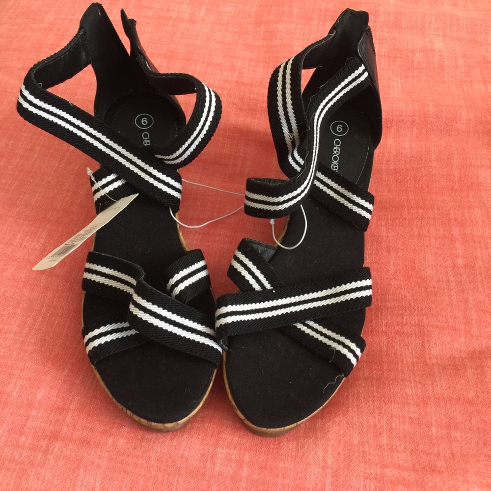 NWT wedges