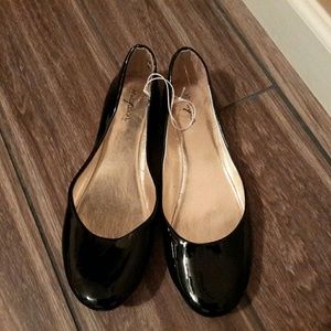 Xhilaration  flat shoes