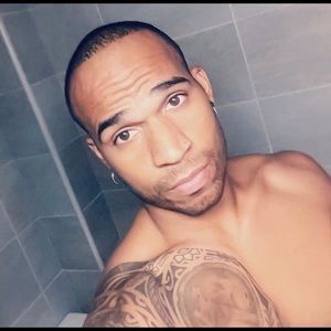 Meet your Posher, Aaron