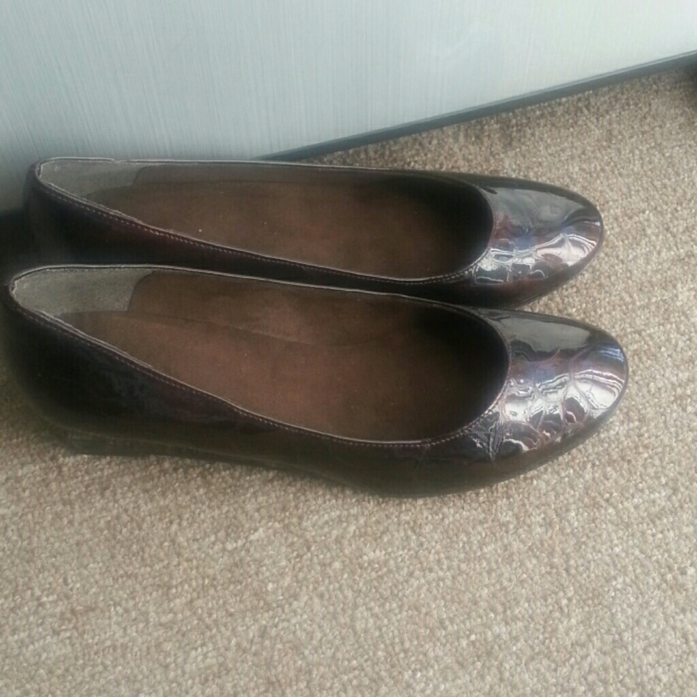 Stuart Weitzman 5.5 snake print brown shoes