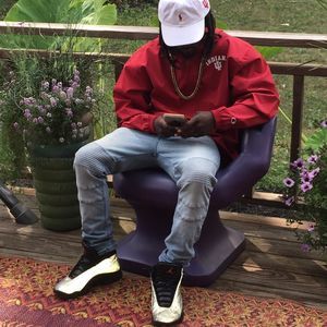 Meet your Posher, Jairee