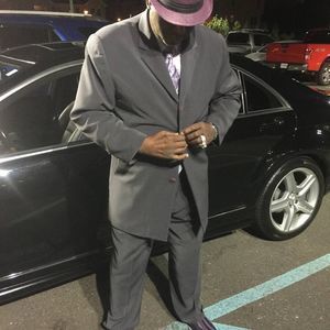 Meet your Posher, Charles