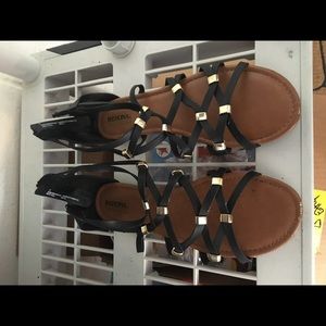 Merona black sandals