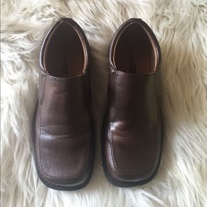 Boys Slip on dress shoes