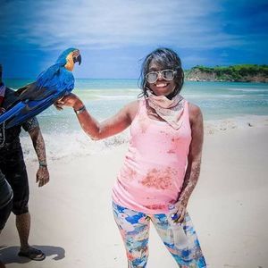 Meet your Posher, Veronica