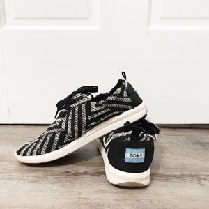Toms Printed Sneakers