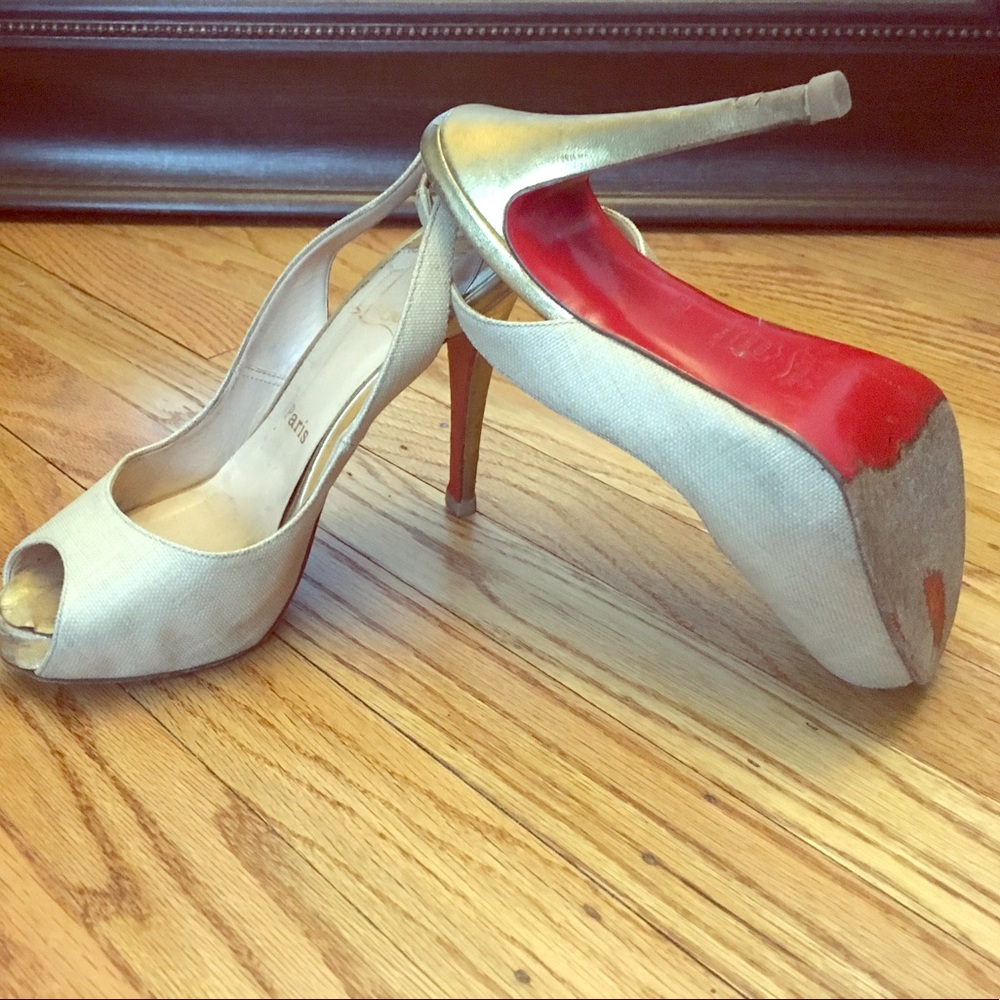 Louboutin pumps